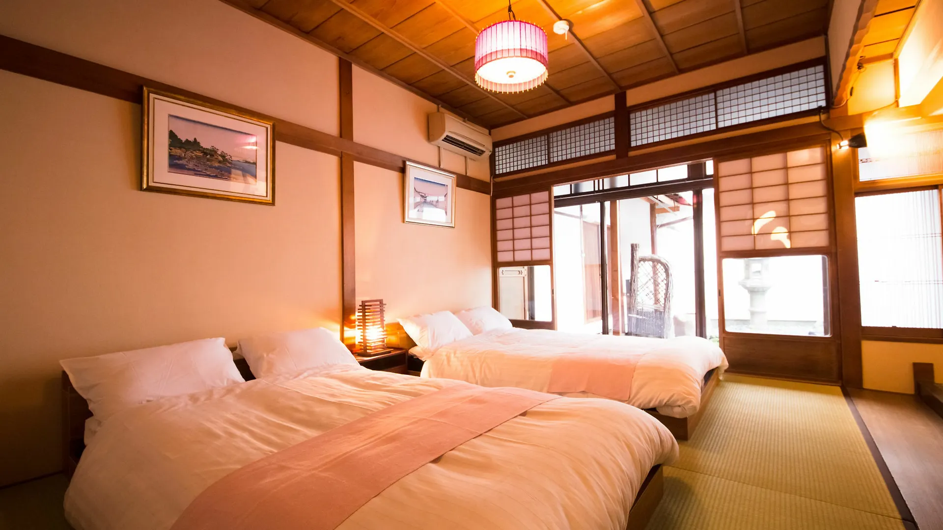 Zen Kyoto Kinkaku-Ji Temple Villa 0*,